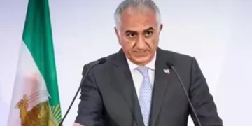 Iran’s Crown Prince urges internet providers to help protestors