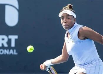 Maria upsets Venus Williams