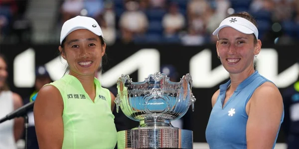 Mertens- Zhang win Aus Open women's doubles title