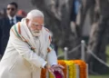 PM-Modi-pays-tribute-to-Mahatma-Gandhi-on-his-death-anniversary