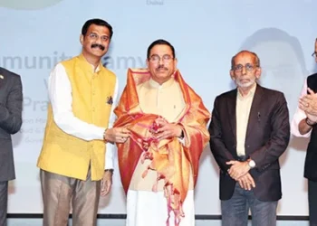 Pralhad Joshi felicitated by Dubai Kannada Sangha