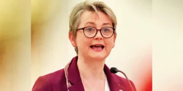 UK tells NATO to beef up Arctic defences