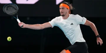 Zverev halts Tien to storm into third semi-final