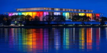 Kennedy Center to close for $200 million overhaul