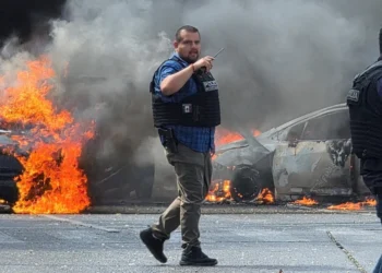 Mexico kills drug kingpin El Mencho, violence erupts