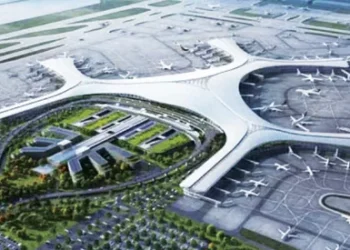 A 'Bahubali' airport will be built in the middle of the sea for 90 million people.