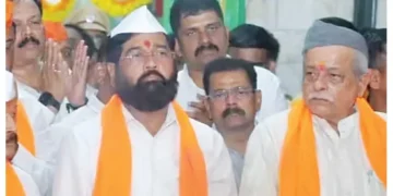 Eknath Shinde visited the Muslim shrine and Hindu temple at Malangad.