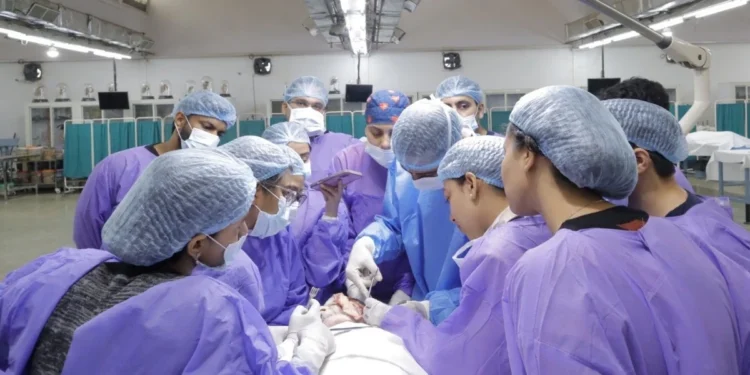 चेहरे के ट्रांसप्लांट की तैयारी में जुटा एम्स