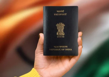 भारतीय पासपोर्ट की रैंकिंग 80 से बढ़कर 75 हुई, विदेश यात्रा के लिए ज्यादा आसान वीजा सुविधाएं।