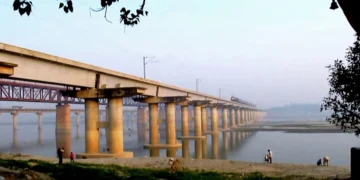 अब पांटून पुल बनने के बाद ही बंद होगा घाघरा संजय सेतु