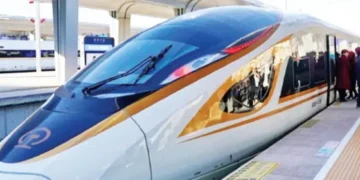 Not 15 hours anymore, now you can travel from Varanasi to Siliguri in just three hours, as the train will run at a speed of 250 km/h.