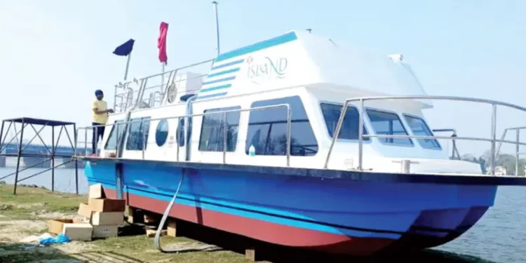 The dream of sailing on the waves of Yamuna comes true, the first cruise reaches Delhi