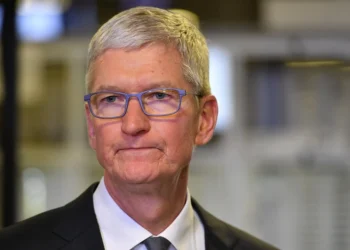 Apple CEO Tim Cook Rejects Exit Talk