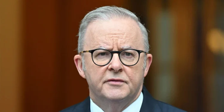 Australian PM confirms Iranian strikes near UAE air base