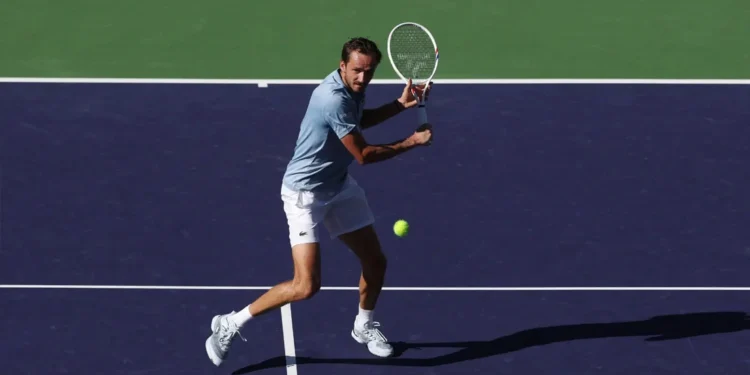 Medvedev ends Alcaraz’s unbeaten run