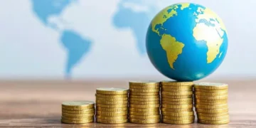 india-services-sector-6-trillion-2035