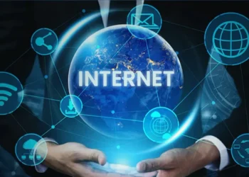 India’s Internet and Telephone Subscribers Surge in December 2025