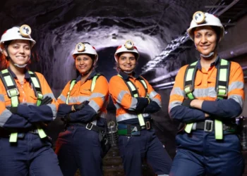 महिलाएं सिर्फ दफ्तरों तक ही सीमित नहीं