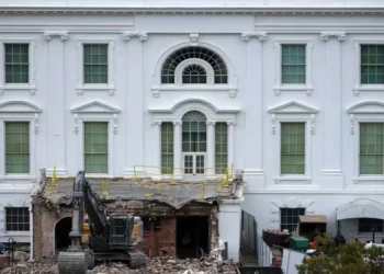 Govt defends ballroom project