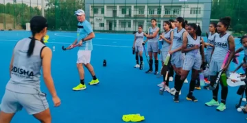 Hockey India appoints White as women’s coach