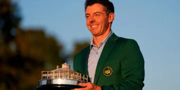 McIlroy clinches second Masters title