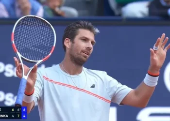 Norrie overcomes veteran Wawrinka