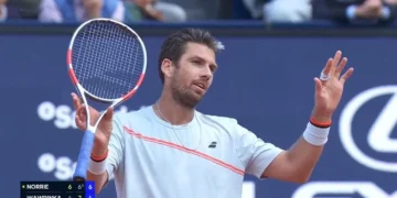 Norrie overcomes veteran Wawrinka
