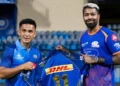 Pandya presents Chhetri with MI jersey