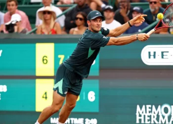 Paul wins US Clay Court title