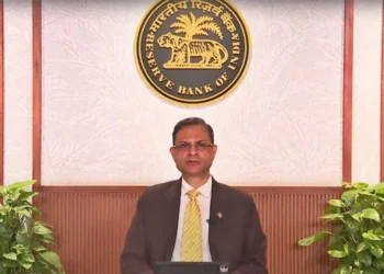 RBI Keeps Repo Rate Unchanged at 5.25%