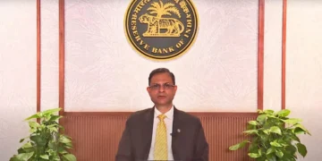 RBI Keeps Repo Rate Unchanged at 5.25%