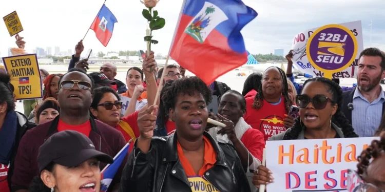 Republicans defy Trump