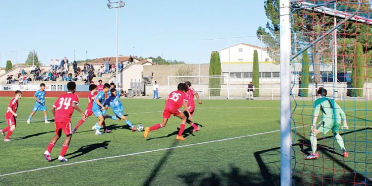 मिनर्वा अकादमी ने रचा इतिहास लिवरपूल को 6-0 से हराया