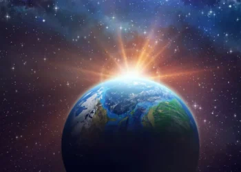 आर्टेमिस-2 : अंतरिक्ष से चमकी पृथ्वी