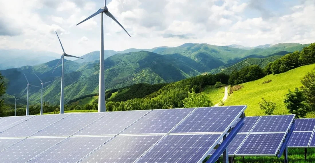 India’s Renewable Energy Capacity Soars, Coal Still Dominates