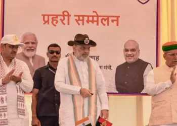 Amit Shah Hails Women Personnel's Role in BSF Security