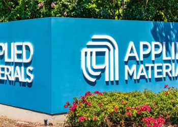 US firm bags 140 acres