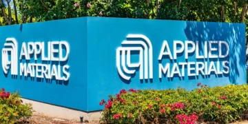 US firm bags 140 acres