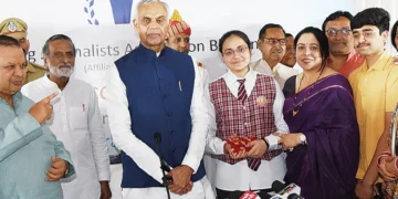 घाटे का सौदा नहीं 'नेचुरल फार्मिंग', केंद्र को भेजा गुजरात मॉडल: आचार्य देवव्रत