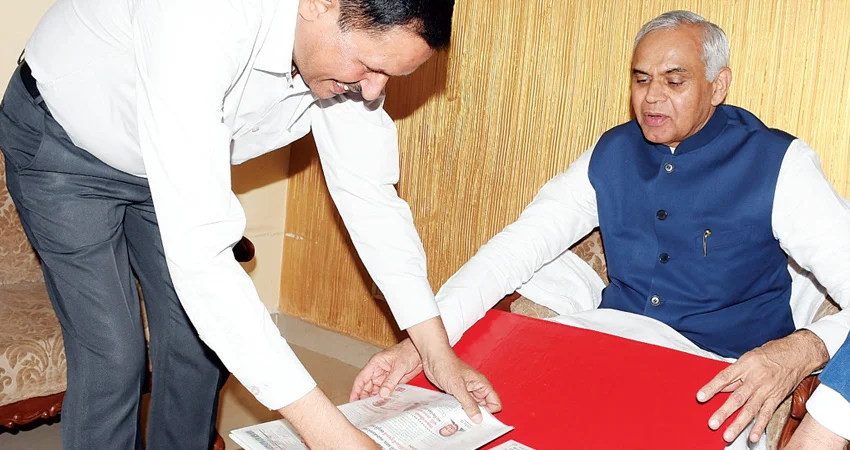 घाटे का सौदा नहीं 'नेचुरल फार्मिंग', केंद्र को भेजा गुजरात मॉडल: आचार्य देवव्रत