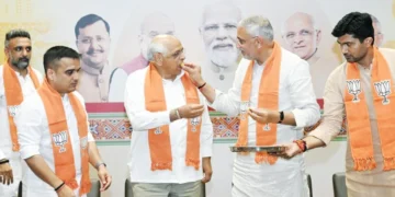 गुजरात के सभी 15 नगर निगमों में भाजपा जीती