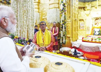 सोमनाथ अमृत महोत्सव: PM मोदी ने किया कुंभाभिषेक, जारी किया डाक टिकट
