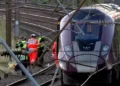1 dead, dozens injured in UK train collision