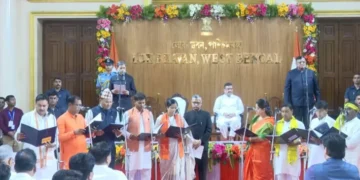 35 MLAs take oath as ministers in Bengal