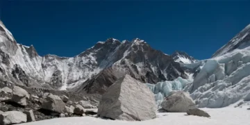 himalayan-glaciers-melting-gangotri-global-warming-water-crisis-threat