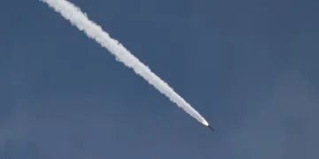 Iran attacks Bahrain, Kuwait in retaliation for US strikes