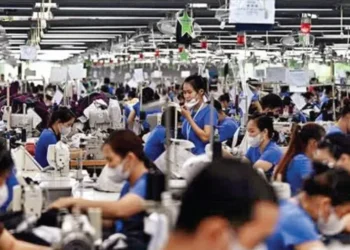 China Redirects Exports as US Tariffs Reshape Trade