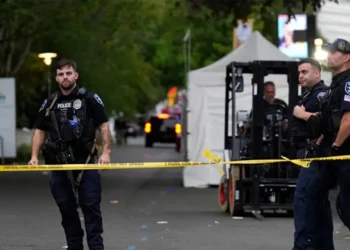 2 killed in mass shooting during US food festival