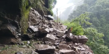 Char Dham Yatra suspended amid heavy rainfall