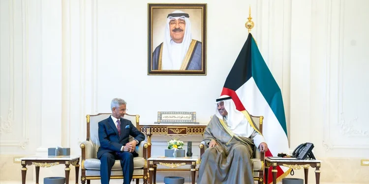 EAM meets Kuwait Crown Prince